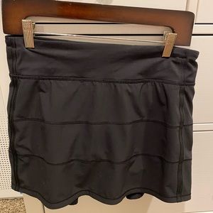 Black lululemon skirt (TALL)